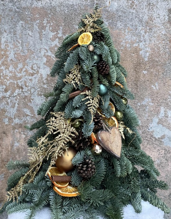 KĖNIO EGLUTĖ NAMŲ JAUKUMAS