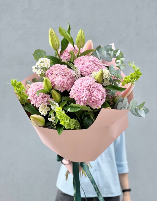 PUOKŠTĖ MAMOS APKABINIMAS