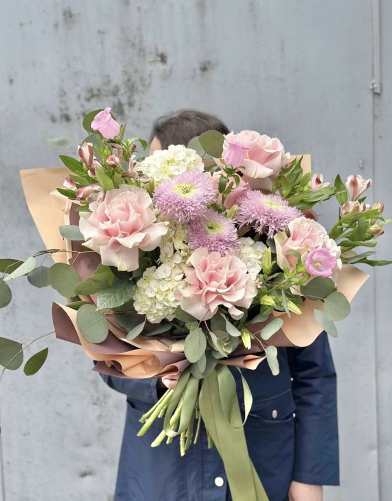 PUOKŠTĖ SU MEILE MAMAI