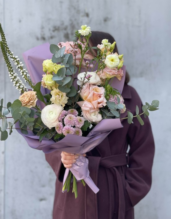 PUOKŠTĖ JAUTRIOS AKIMIRKOS